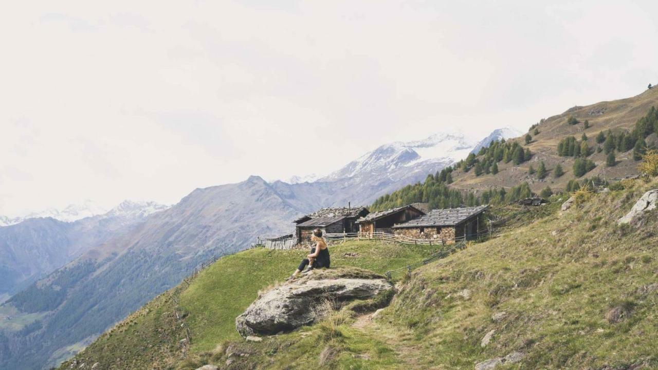 Vegan Hotel La Vimea (Adults Only) Naturns Eksteriør bilde